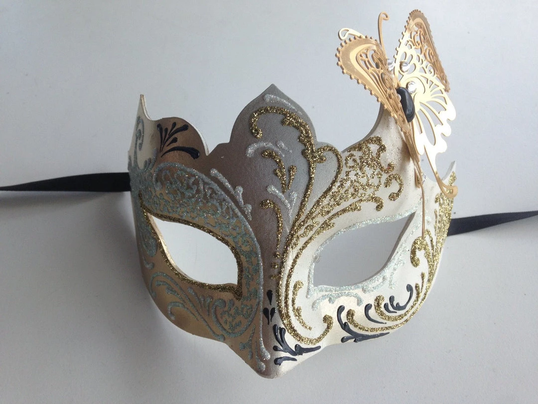 Carta Alta Butterfly Mask For Ladies Venetian Filigree Little Butterfly White & Gold 4 Carta Alta Butterfly Mask For Ladies Venetian Filigree Little Butterfly White & Gold